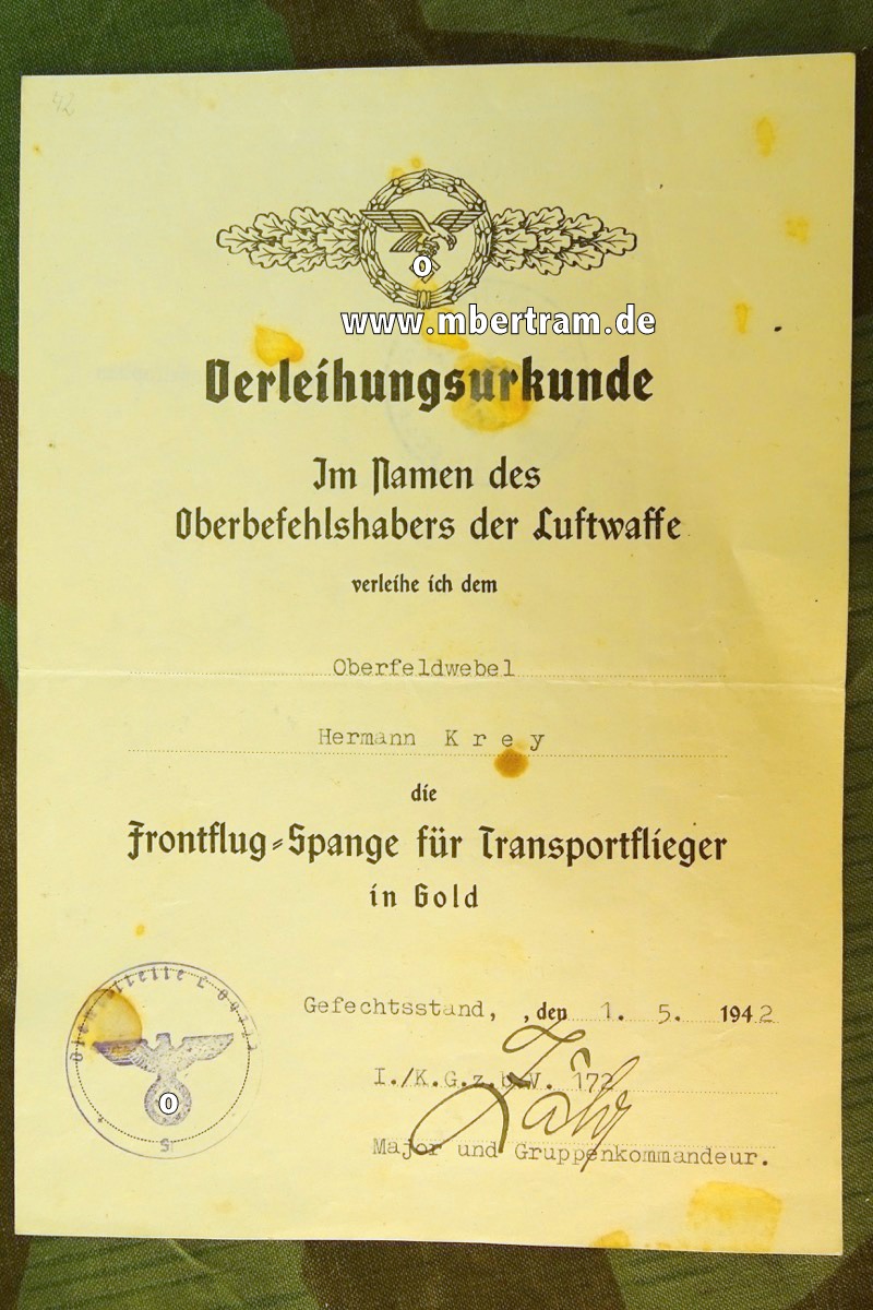 12371-121 Umfangreicher Nachlass Ju 52 Bordschütze, DK Gold, LW Pokal, Legion Condor, Alben....