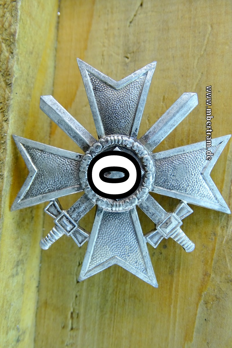Kriegsverdienstkreuz 1939 1. Klasse mit Schwertern, Hst.: "43"