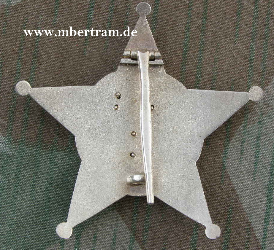 türkischer Halbmond / sogenannter eiserner Halbmond