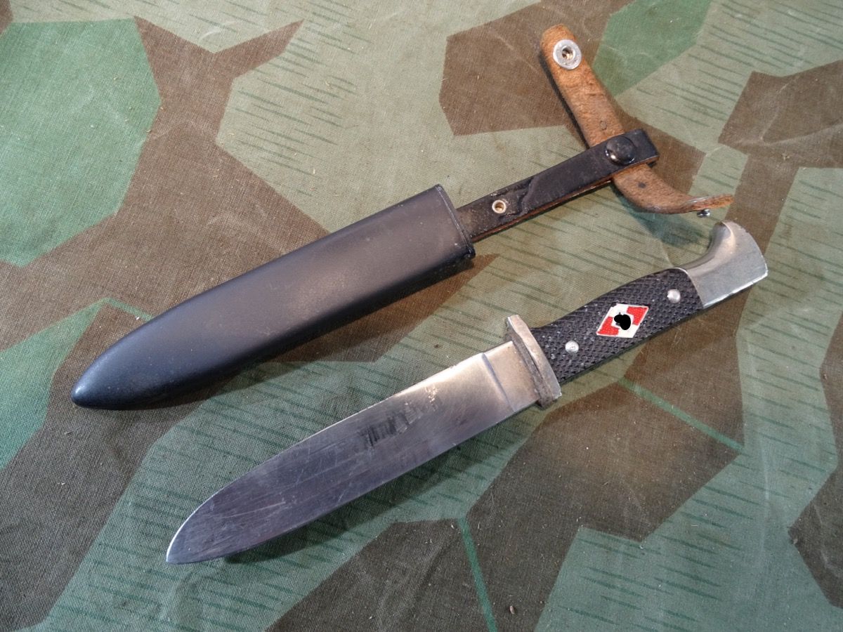 Replik : HJ Messer / HJ Dolch mit Griffemblem, Parierstange defekt. Rehwappen Solingen 