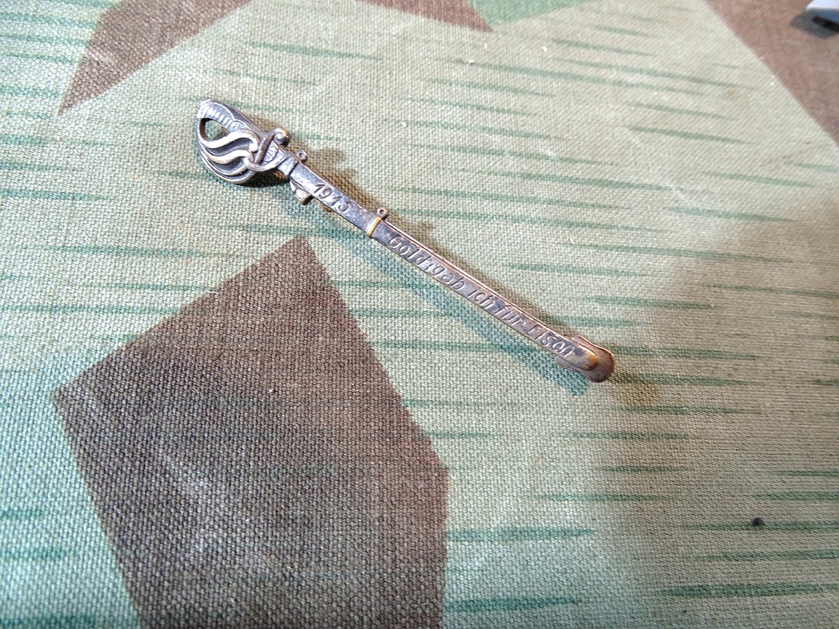 Patriotischer Säbel Anstecker/ Brosche-  1915 Gold gab ich für Eisen