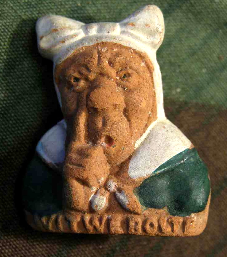 WHW, Witwe Bolte , Serie "Wilhelm Busch Figuren" Keramik