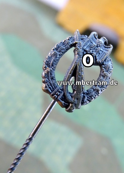 Infanteriesturmabzeichen in Bronze -Miniatur, 16 mm, Buntmetallfertigung