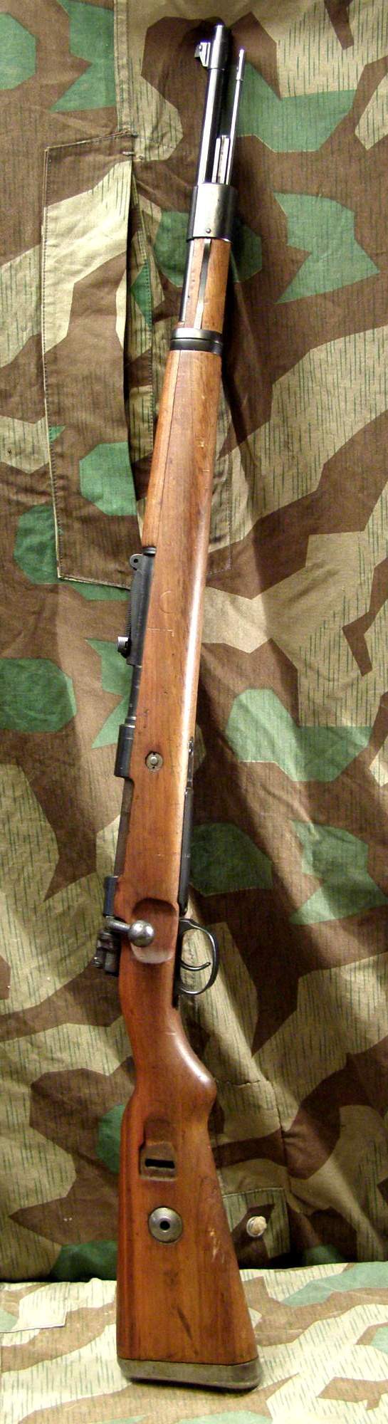 Wehrmachts K 98 , gestempelt bcd 43 ( Gustloff Werke 1943)