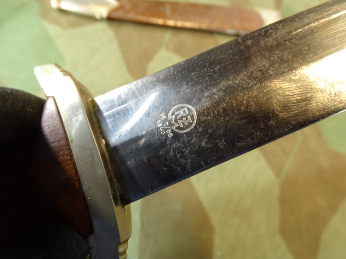 SA Dienstdolch M 33, Hersteller RZM M 7 / 66 1940, Eickhorn mit Gehänge