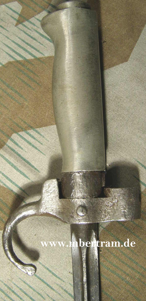 6654-1 Lebel Bajonett M 86, 2. Mod. vor 1915 gekürzt, o.Scheide
