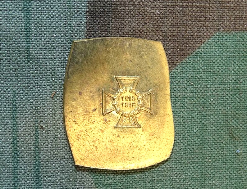 Stanz Rohling zur Miniatur des Ehrenkreuzes für Kriegsteilnehmer aus Lüdenscheider Fertigung