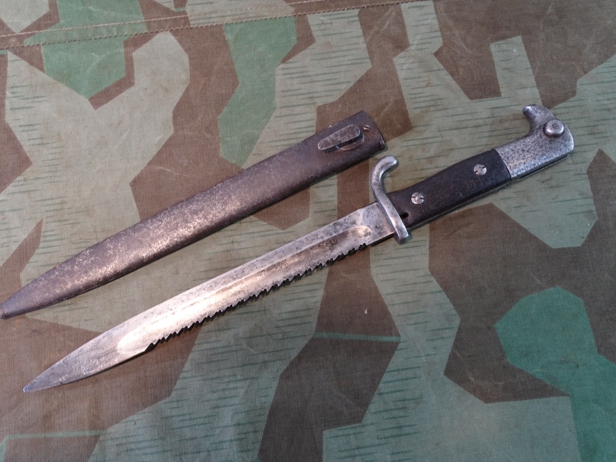 Aufpflanzbares Extra Seitengewehr KS 98 mit Sägerücken um 1915