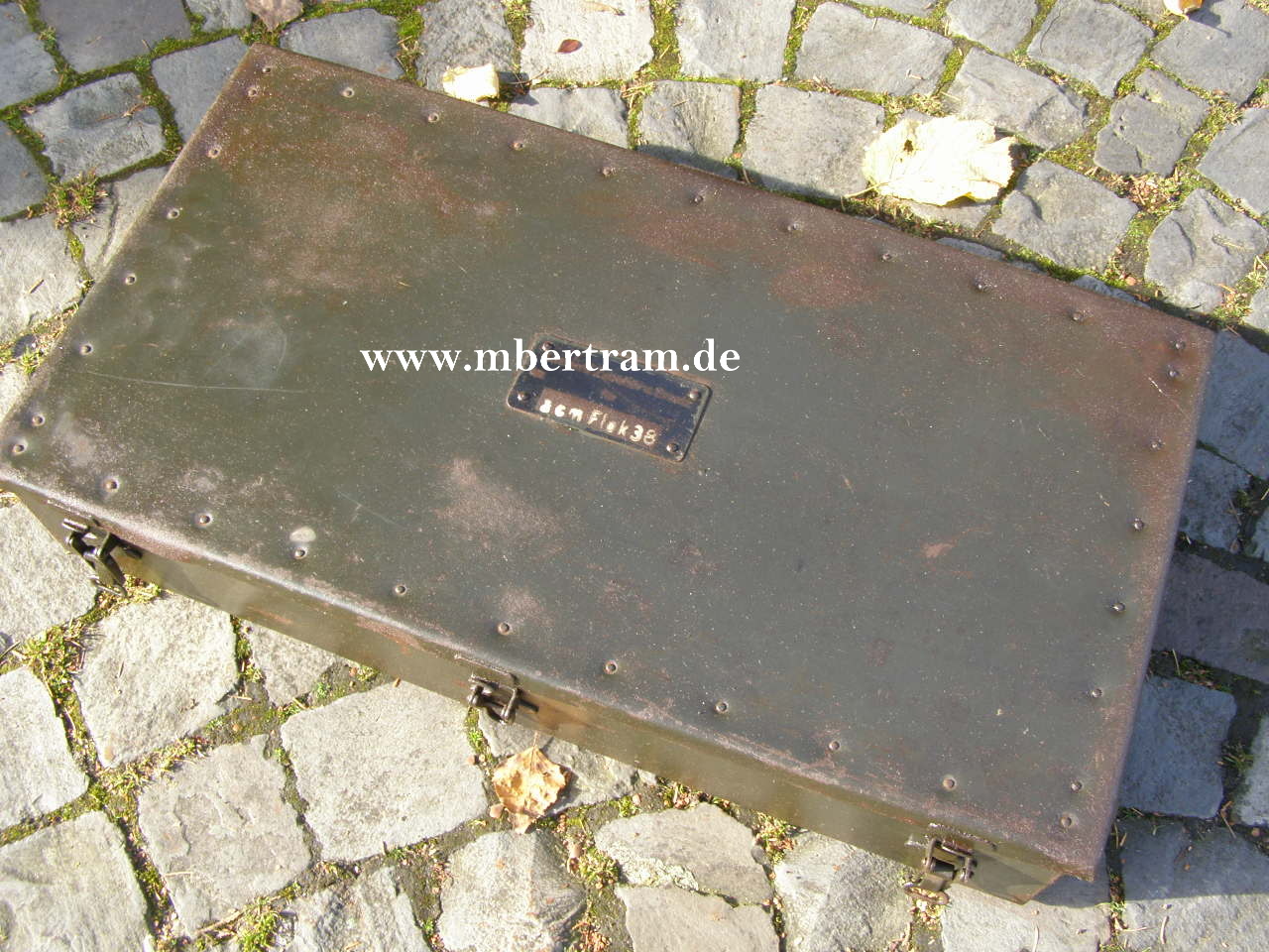 Kasten 2 Zubehör und Ersatz für 2 cm Flak 38 1944
