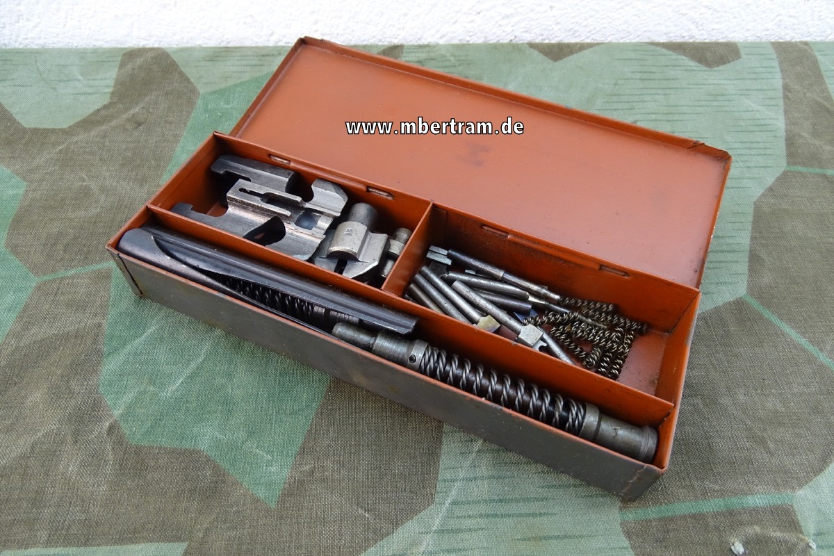 Wehrmacht, eckiges Zubehörkästchen für MG 42/ 34 Ersatzteile