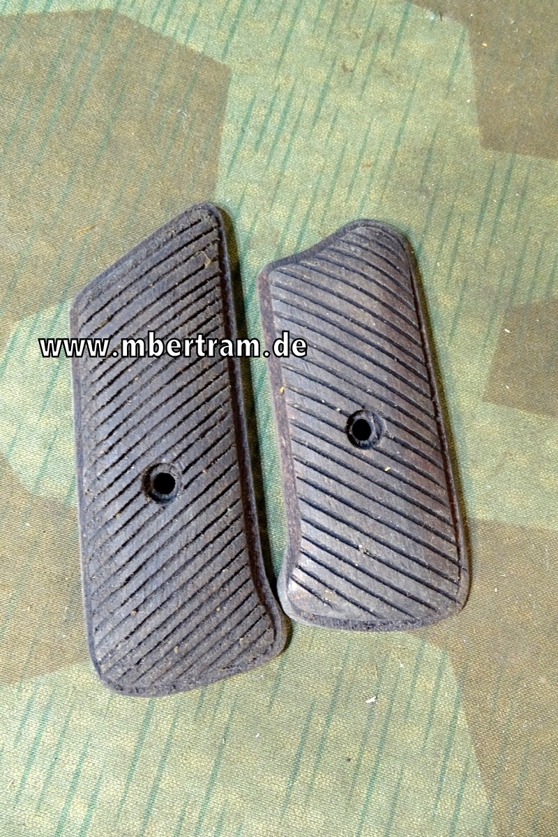 20063-1 Replik: Sturmgewehr 44 Holz Griffschalen