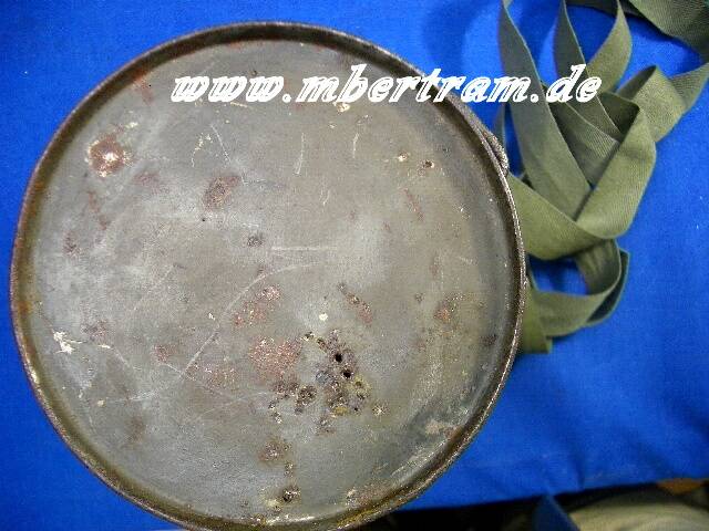Gasmaskendose deutsch, 1. Weltkrieg, Reste d. Originalfarbe