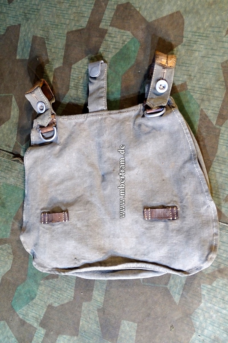 20030-1 Reichsarbeitsdienst Brotbeutel, schön gestempelt:Abt.  " 3/188"