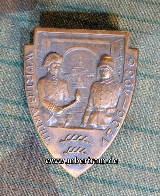 Abzeichen Württb. Artillerie 1736-1936, Buntmetall, bronziert.