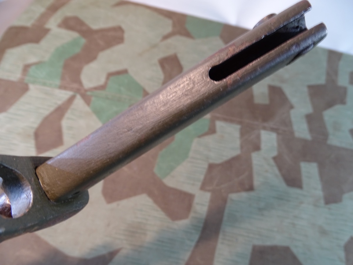 Ersatz- bzw. Notbajonett 88 /98, deutsches Reich, Haken an Scheide fehlt Ersatz- bzw. Notbajonett 88 /98, deutsches Reich, Haken an Scheide fehlt