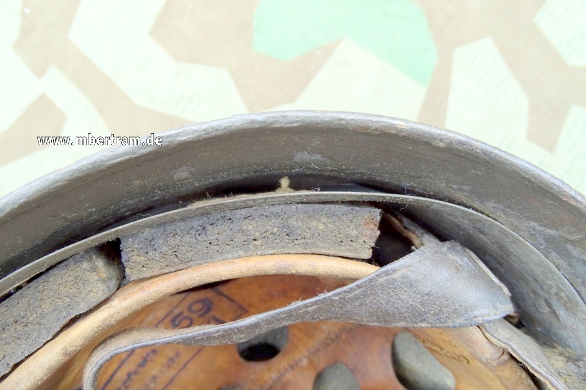 Luftwaffen Fallschirmjäger Helm  M 38, deutsch, 2. WK, Adlerwappen