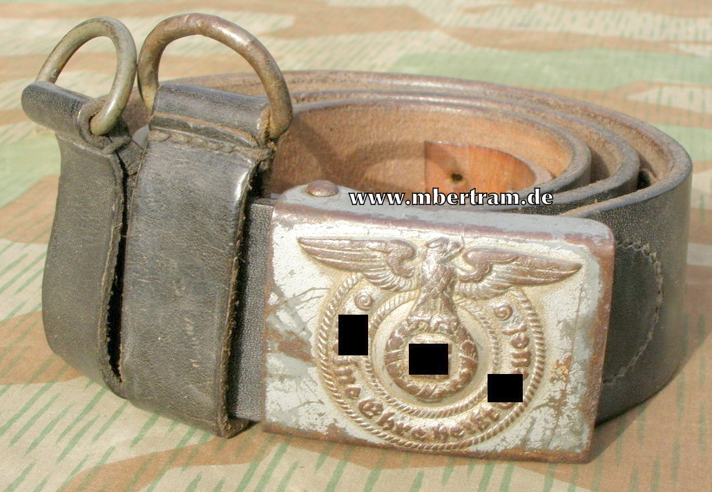 Eisen Koppelschloss Waffen SS, Riemen, 2 Laschen, o.Hst.