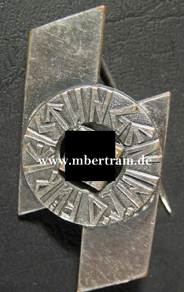 DJ-Leistungsabzeichen in Silber Nr. 066 Alu., frühes Stück