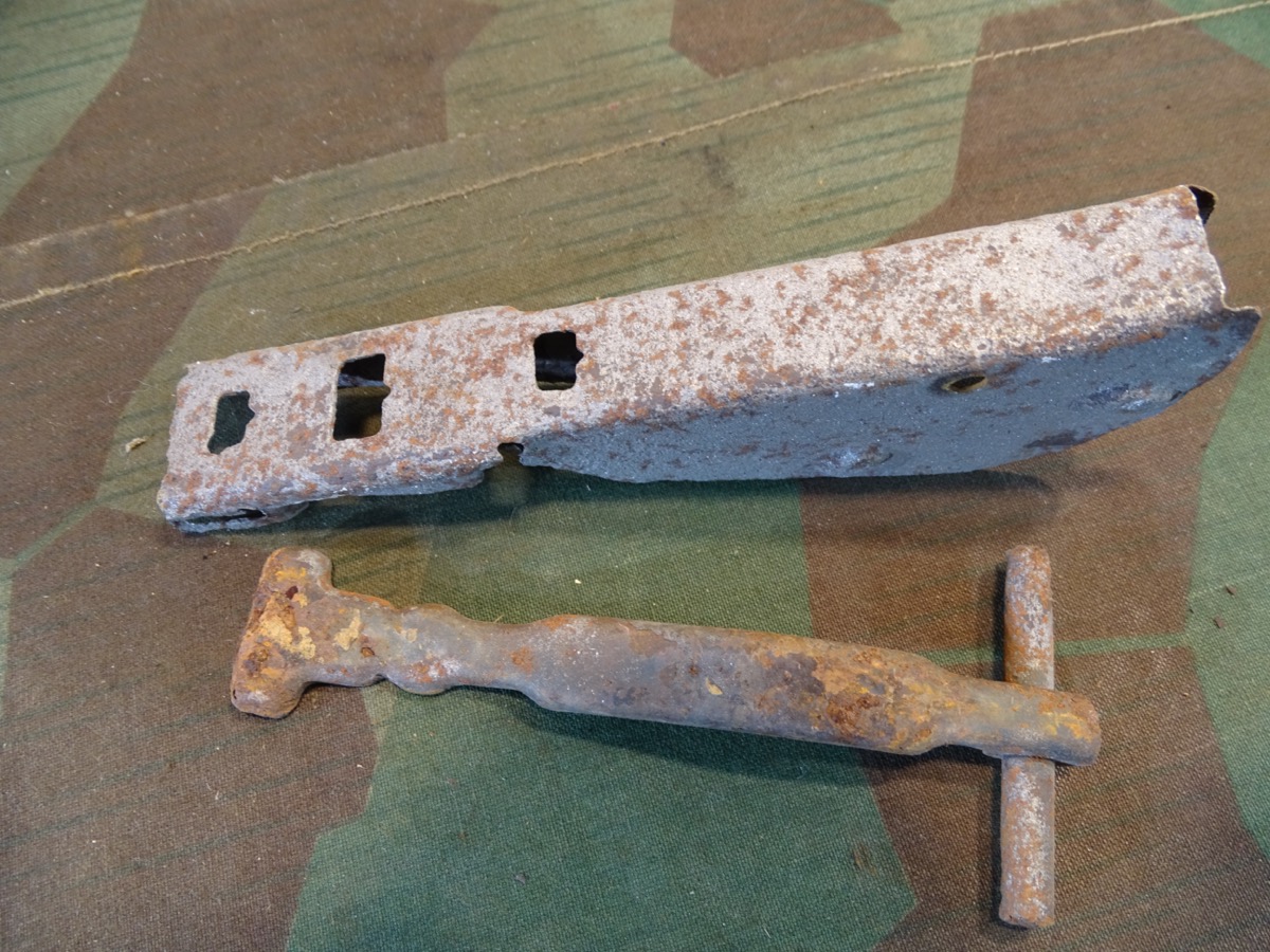 Sicherungsschieber und Visierung für Panzerfaust 60 oder 100