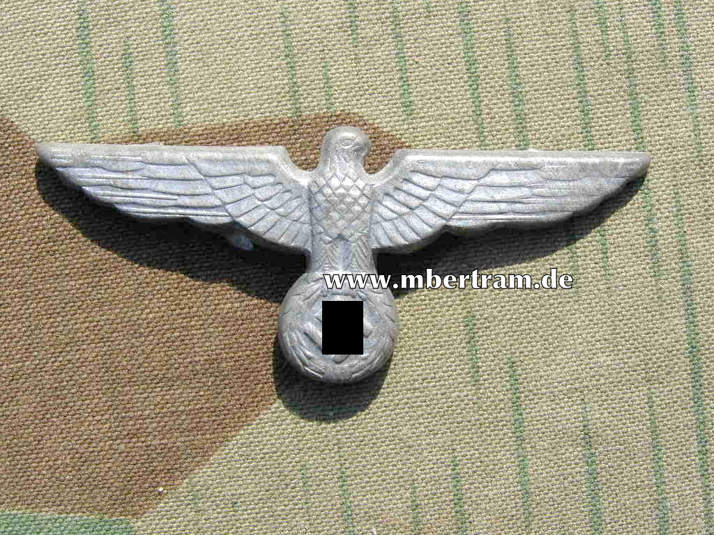 Wehrmacht Mützenadler f. Schirmmütze, Feinzink