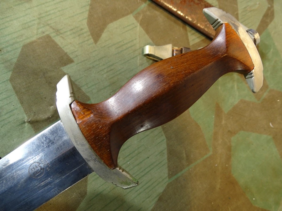 SA Dienstdolch M 33, Hersteller RZM M 7 / 66 1940, Eickhorn mit Gehänge