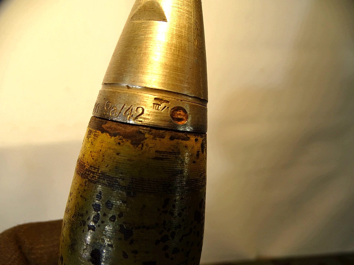 Deko Spreng Granate 3,7 cm Kriegsmarine Flak mit Hülse und Aluzünder , Originallack