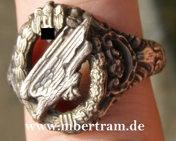 Silberner Fingerring für einen Heeres Fallschirmjäger