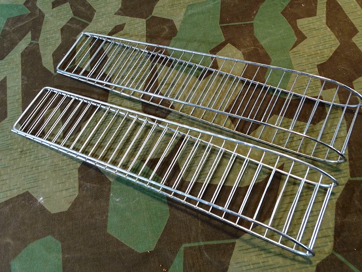 2 Gitterschienen zum Schienen von Brüchen, Wehrmacht Sanitätsmaterial, Verbandkasten 