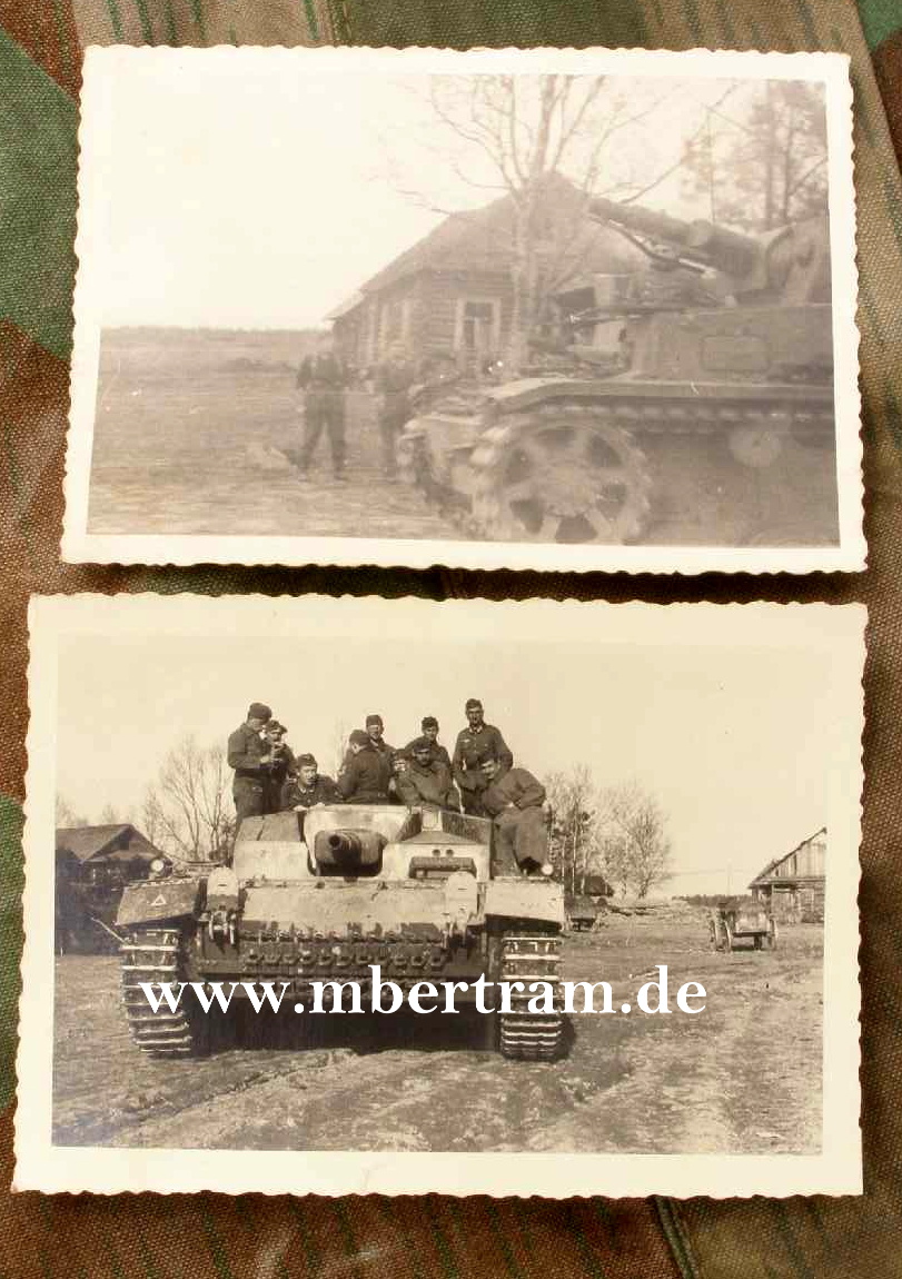 Foto - Deutsches Sturmgeschütz u. dt. Panzer in Russland