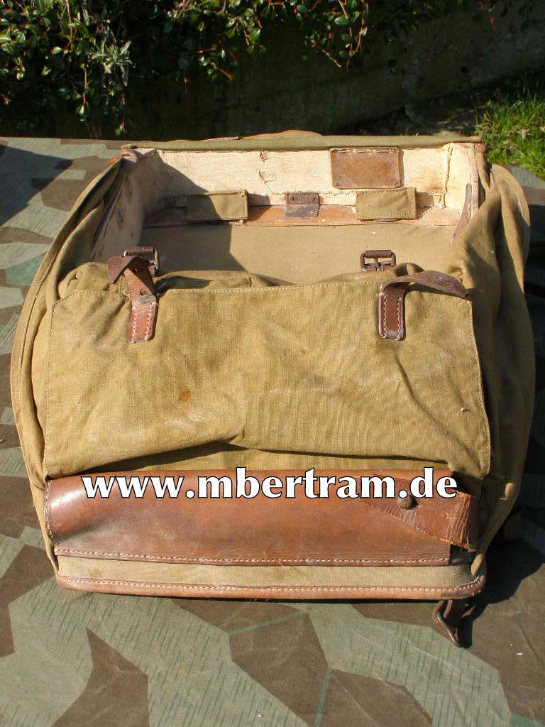 13483-17 Fernmelder -Tornister, "Sachs & Deisselberg, Hamburg 1937"