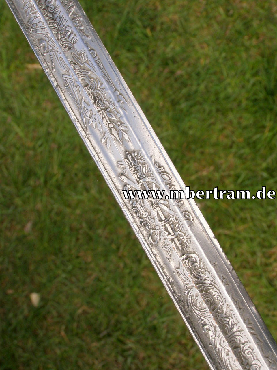 10304-14 Extra-Kürassier-Degen M 1854 -Klingenätzung, Portepee.