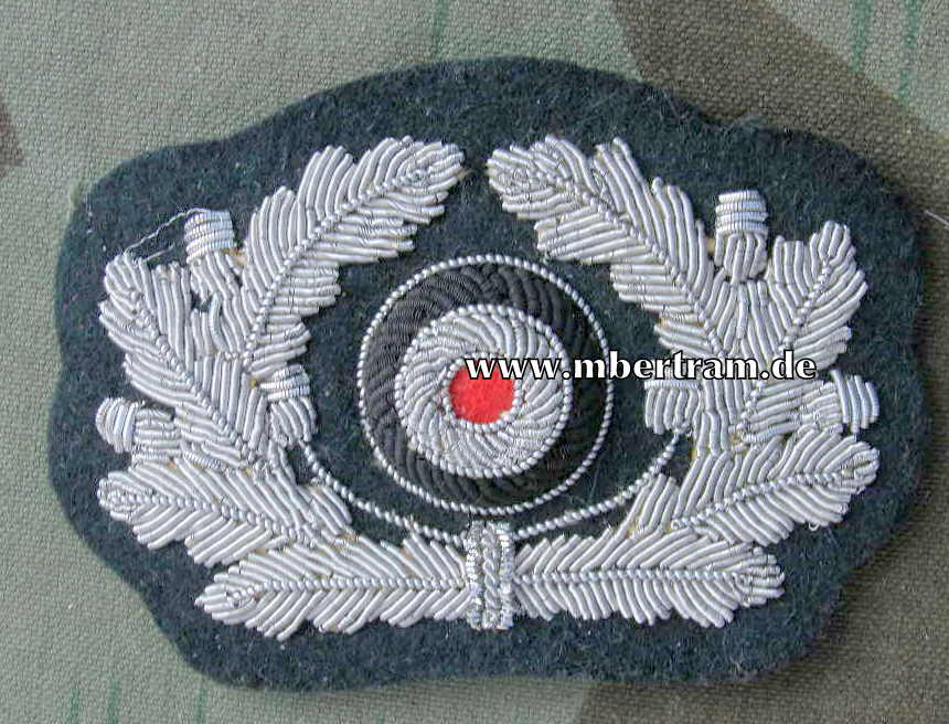 Wehrmacht Heer Kokarde Offiziersschirmmütze, handgestickt