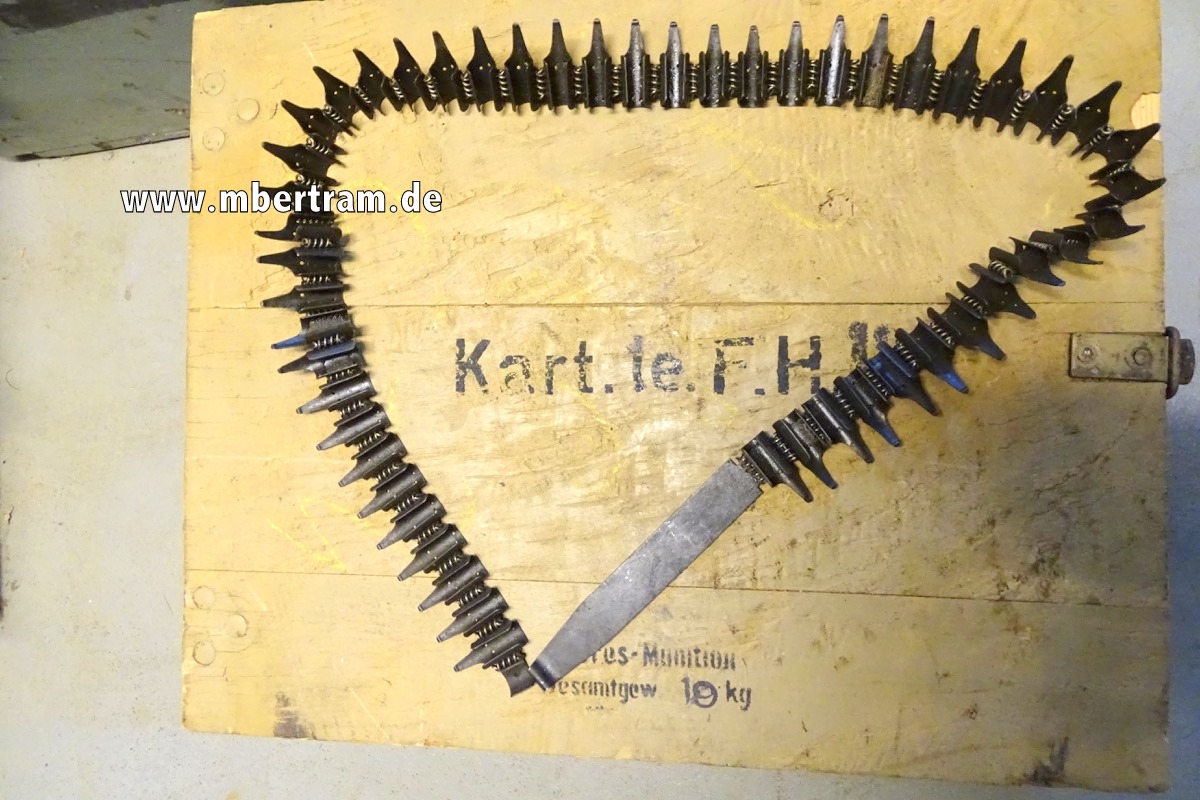 MG 34 Gurtkette 50 Patronen mit fest angebrachtem Einführstück. "  5.1939 WaA" SELTEN