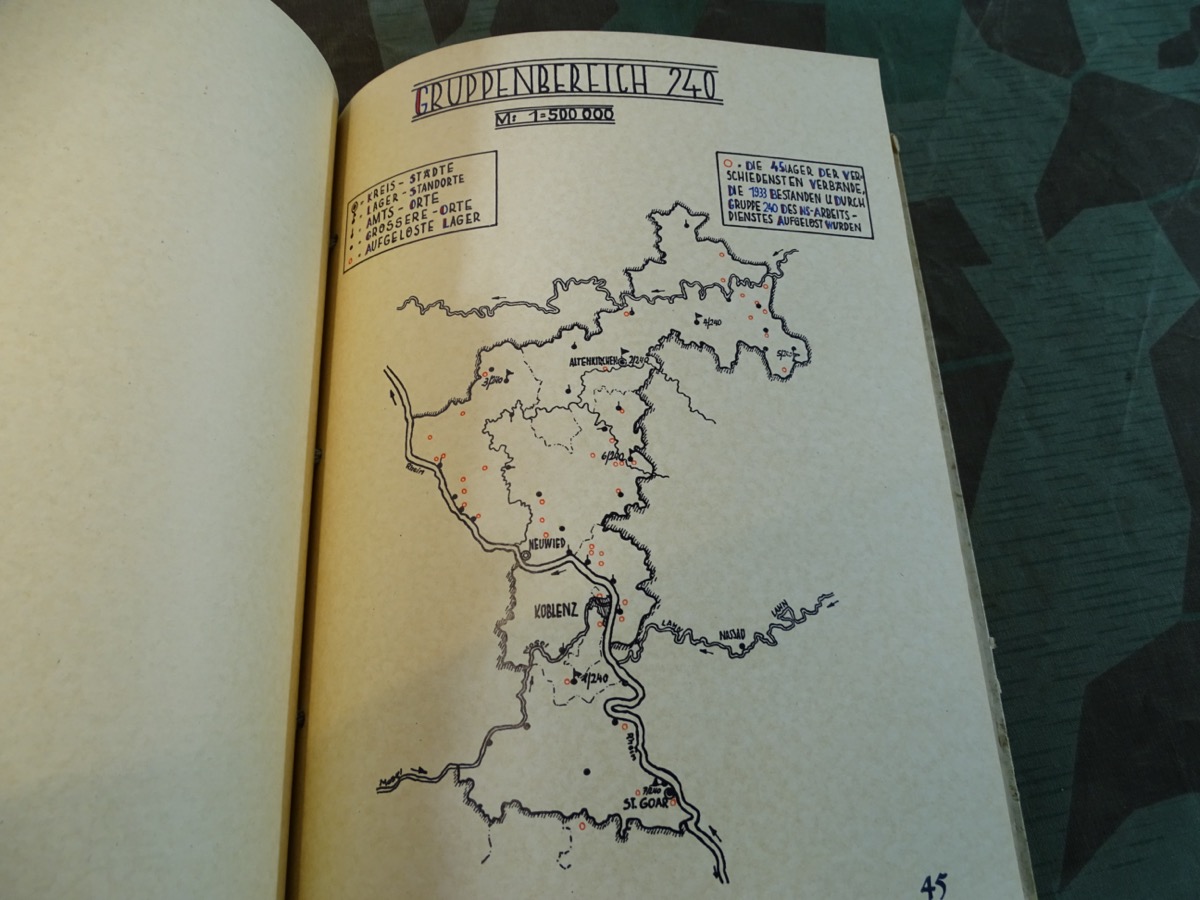 Gau Chronik über die Anfänge des Arbeitsgaues XXIV Mittelrhein. Seltenes und aufwendig gestalltetes Buch-