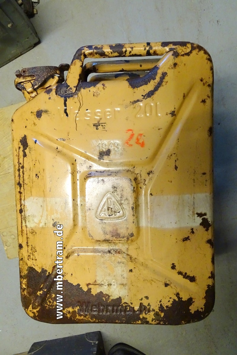 Wasser Kanister, 20 L ," 1943, Wehrmacht." ,Sandgelb, Afrika Korps / Südfront