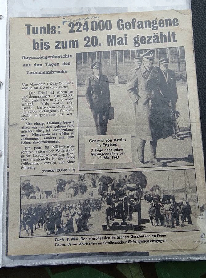 Ordner mit Allierten Abwurf Propaganda Flugblättern des 2. Weltkriegs, 17 Original, 10 Kopie Ordner mit Allierten Abwurf Propaganda Flugblättern des 2. Weltkriegs, 17 Original, 10 Kopie