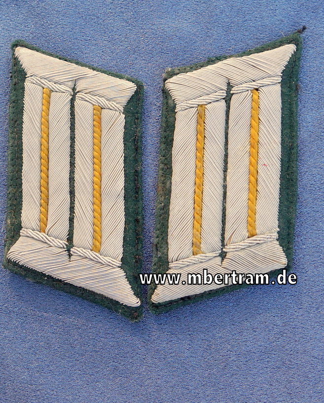 Paar Kragenspiegel der Wehrmacht Heer Kavallerie für Offiziere