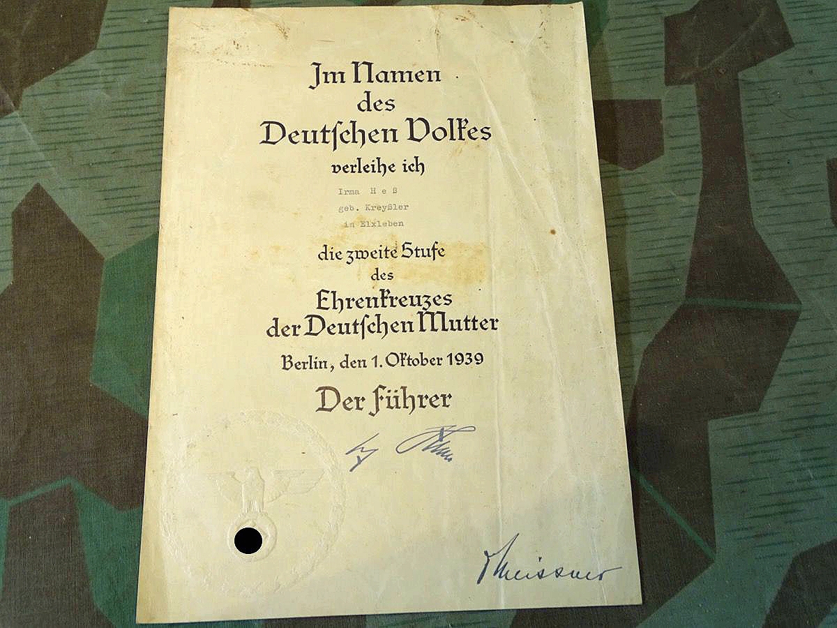 Große Urkunde für die 2. Stufe ( silber) des Ehrenkreuz der deutschen Mutter ( Mutterkreuz ) , Eisleben