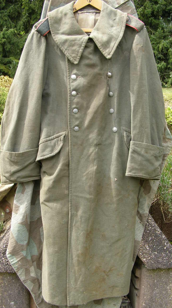 Wehrmacht feldgrauer Mantel M43 für Mannschaften