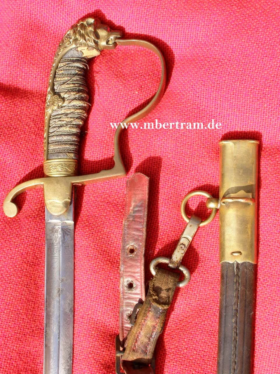 10385-6 Infanterie Offizierssäbel, Löwenkopfgriff, Lederscheide um 1890, WKC