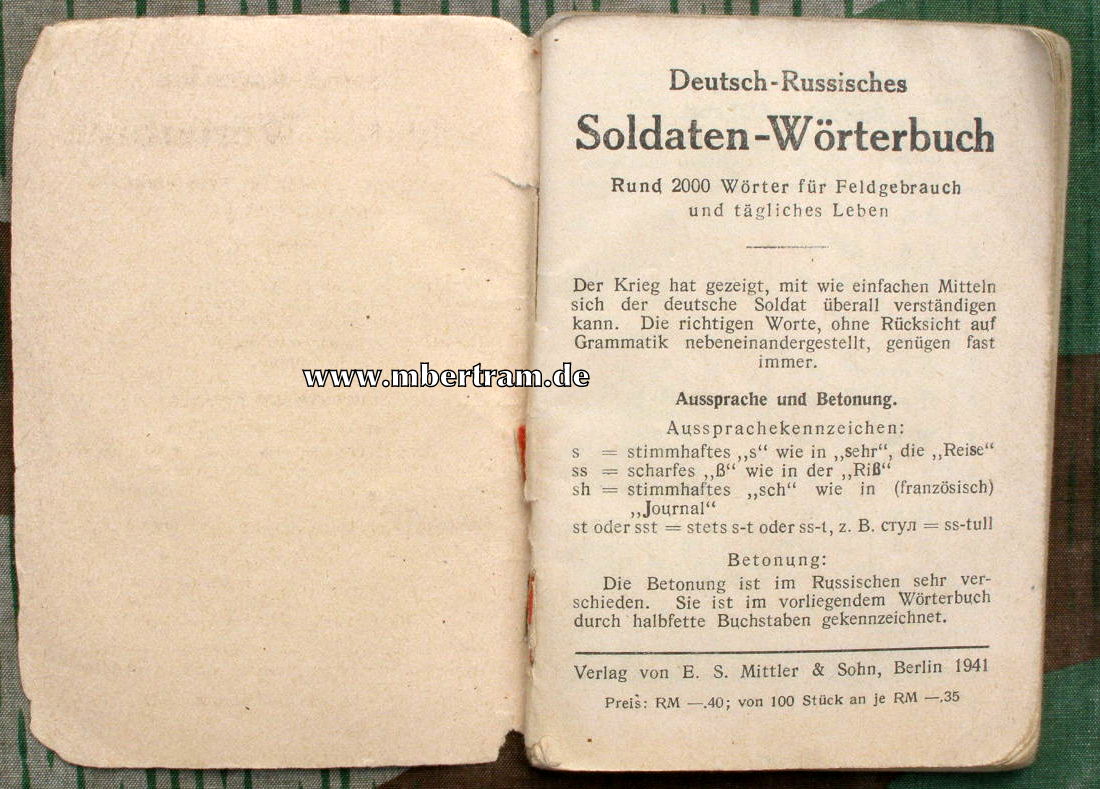Deutsch- Russisches Soldaten Wörterbuch 1941.