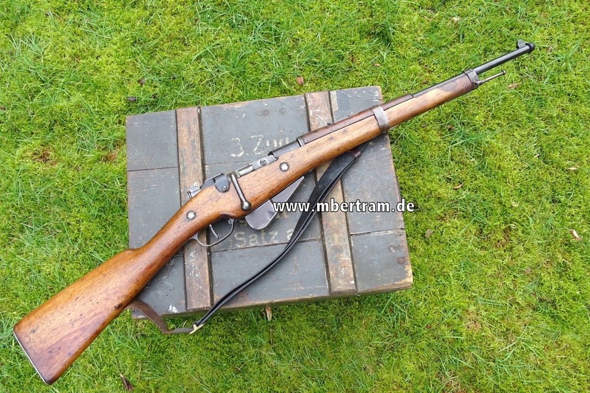 Frankreich Deko Karabiner St. Etienne Mle. 1890 mit Riemen. Länge ca. 95 cm.