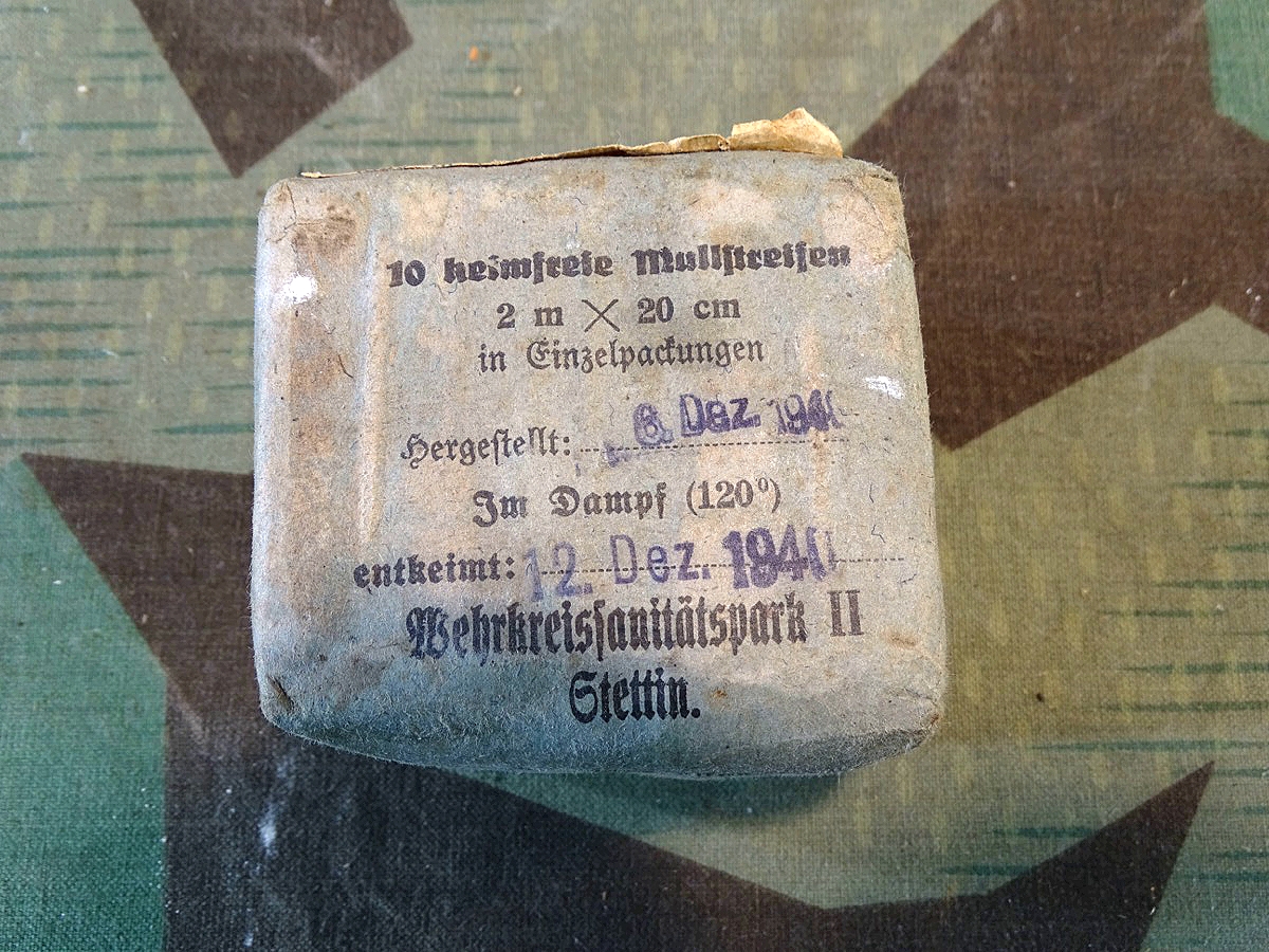 Wehrmacht: 10 Keimfreie Mullstreifen 1940 für Sanitätsaustrüstung, Verbandkästen etc. WK Sanitätspark Stettin