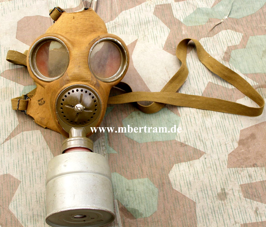 Reichsluftschutz, tschech. Beute Gasmaske, dt.Stempel, Filter