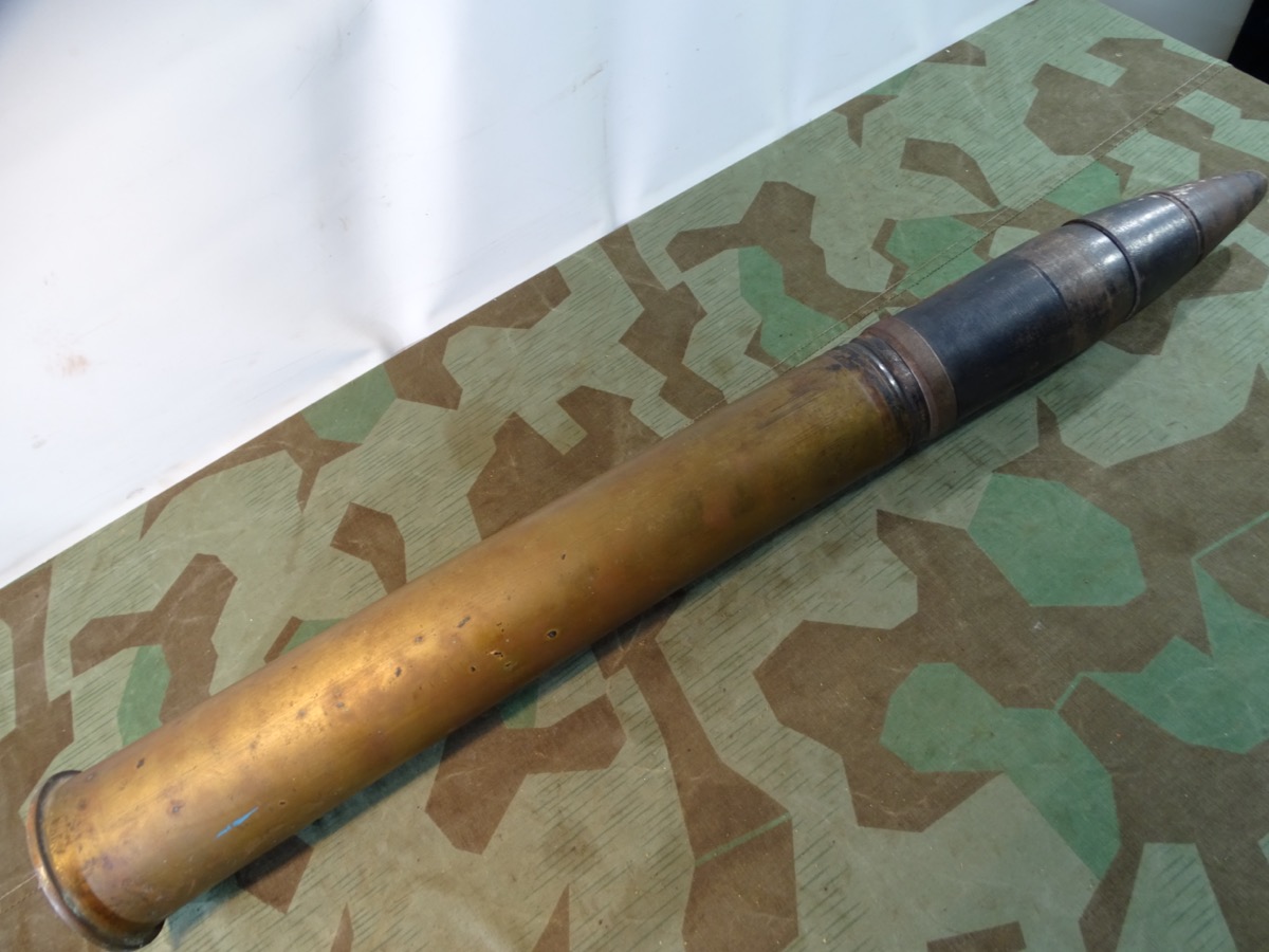Wehrmacht : 7,5 cm Pak Panzer Granate mit Messinghülse