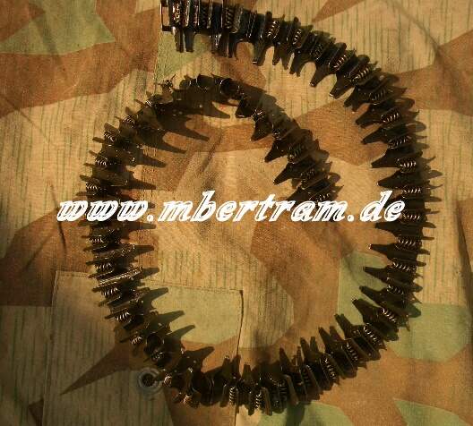 Späte Gurtkette WH MG 34 und MG 42 - ( Ab 1942 ohne Jahresangabe , nur Herstellercode)