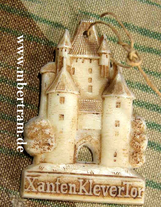 WHW/ DRK 1940/41, Kunststoffabzeichen: Xanten, Klevertor