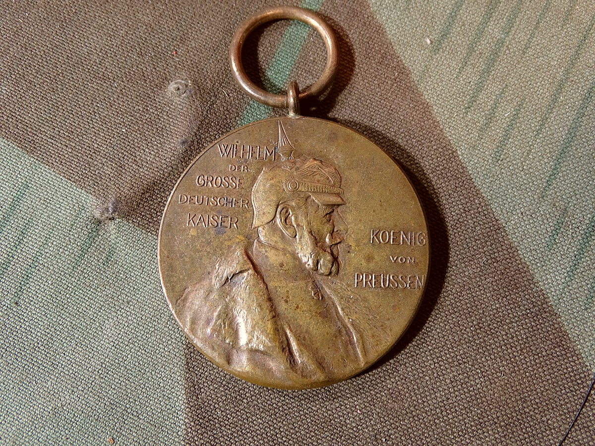 Preussen, Centenaermedaille, zum 100. Geburstag von Kaiser Wilhelm I. o. Band