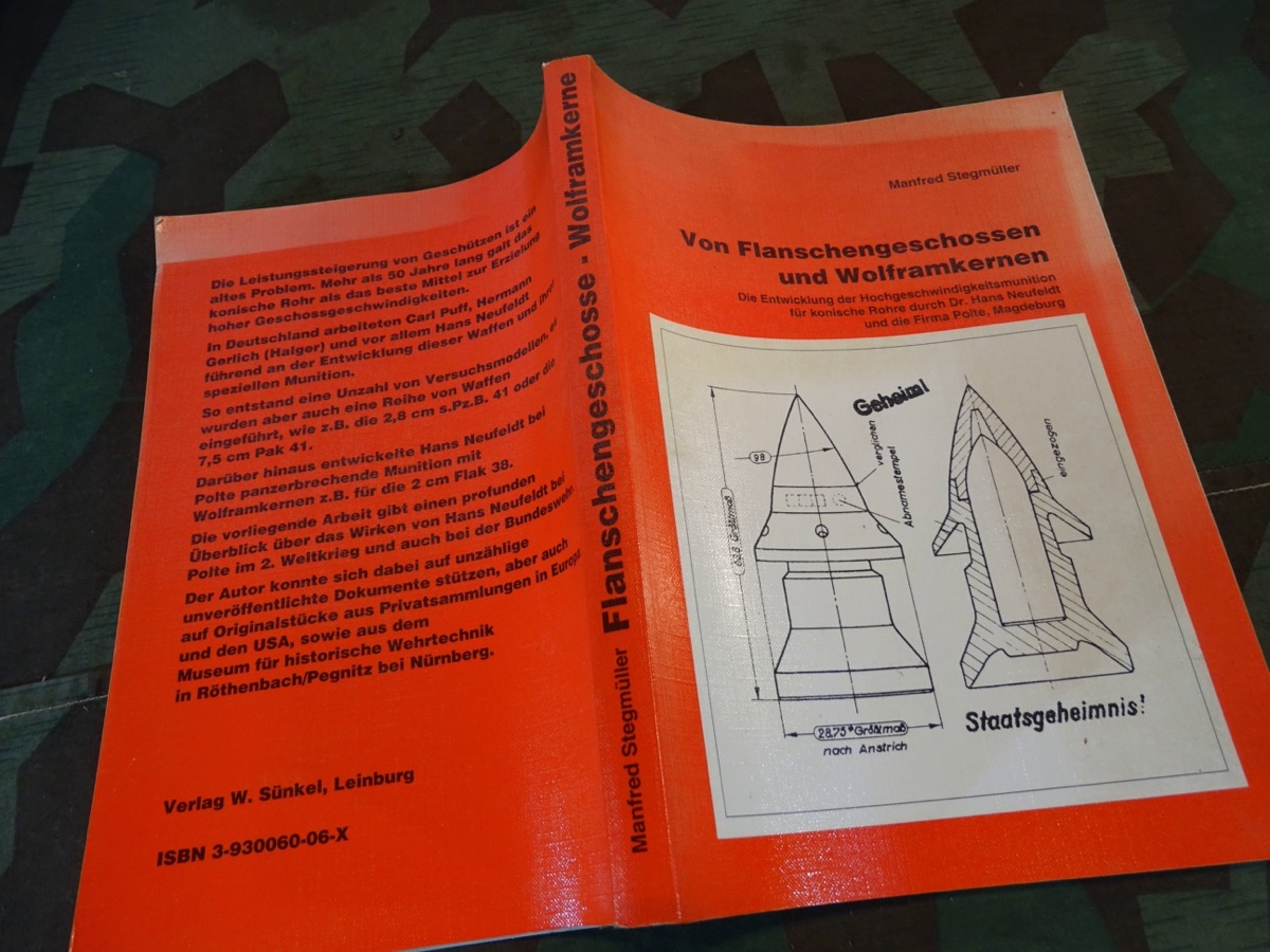 Manfred Stegmüller : Von Flanschengeschossen und Wolframkernen, 249 S.  