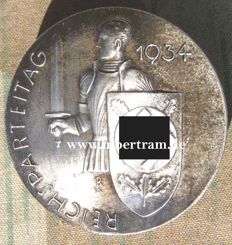 Reichsparteitag 1934, mit Hersteller, massive Ausführung